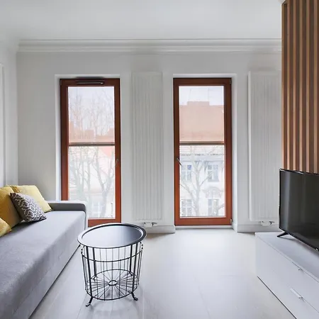 Homewell Dominikanska Познань