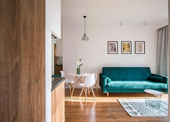 Homewell Dominikanska 아파트 *