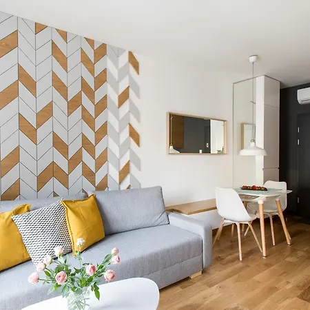 Апартаменты Homewell Dominikanska
