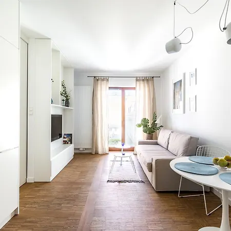 Апартаменты Homewell Dominikanska